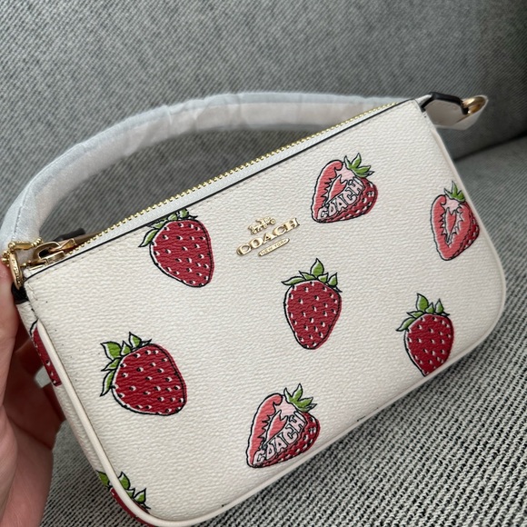 NWT Coach Nolita 19 With Strawberry Print CAL25（Slightly Imperfect Goods） - Picture 6 of 11